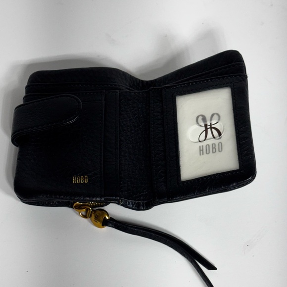 HOBO Black Textured Leather Wallet New Without Tags - Picture 3 of 11